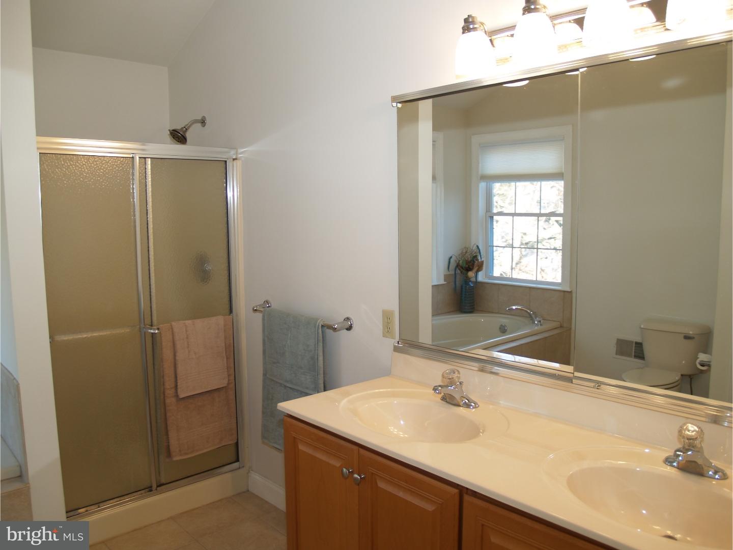 7274 Bell Gate Road Coopersburg, PA 18036 - Photo 8 of 10 Gallery Image 8