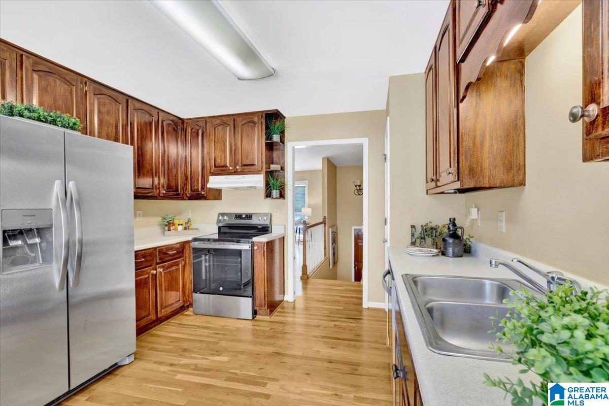 2009 Little Ridge Circle Birmingham, AL 35242 - Photo 8 of 27