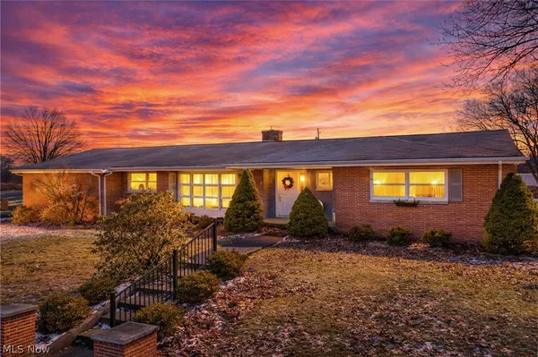 $275,000 | 49314 Johnson Drive, St. Clairsville, OH 43950