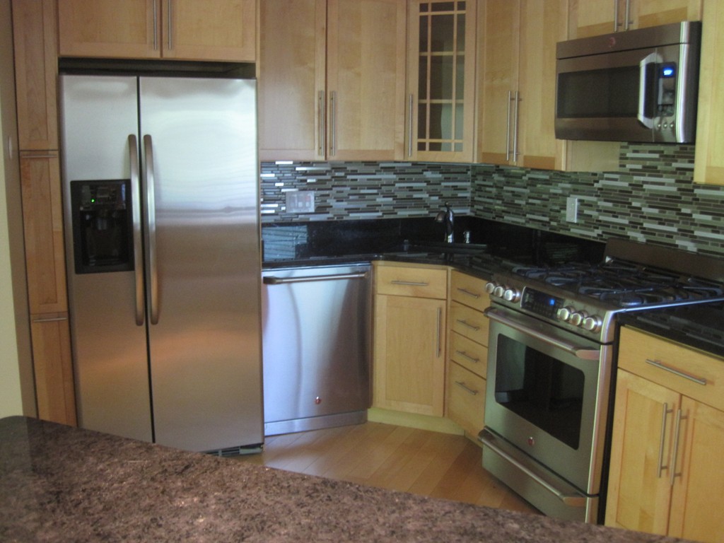106 Mountain Gate Road, Unit 106 Ashland, MA 01721 - Photo 2 of 30 Gallery Image 2