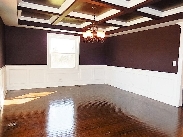 11215 79th Street Burr Ridge, IL 60527 - Photo 5 of 25 a view of an empty room