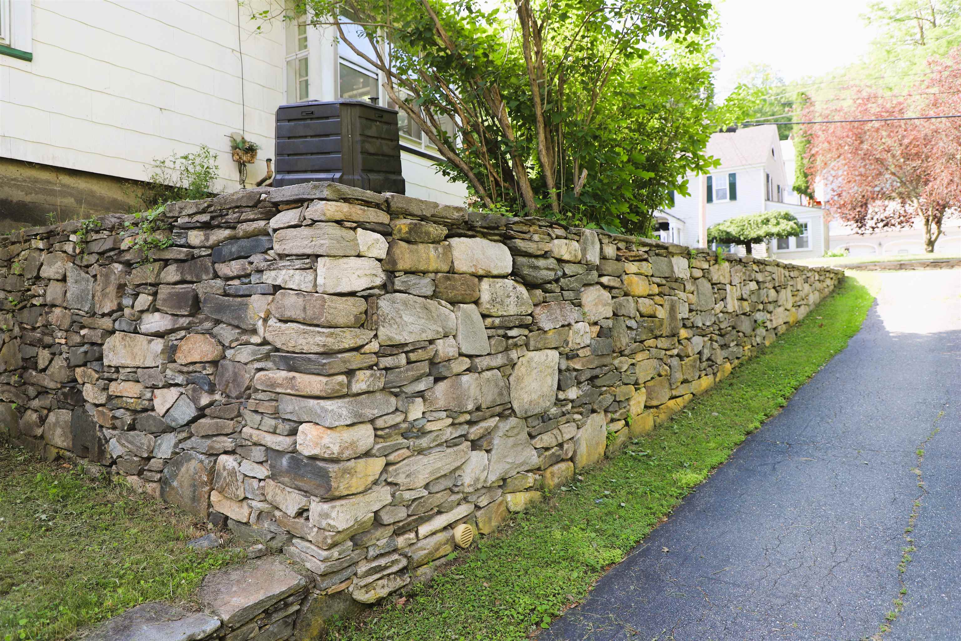 79 Wall Street Springfield, VT 05156 - Photo 28 of 36