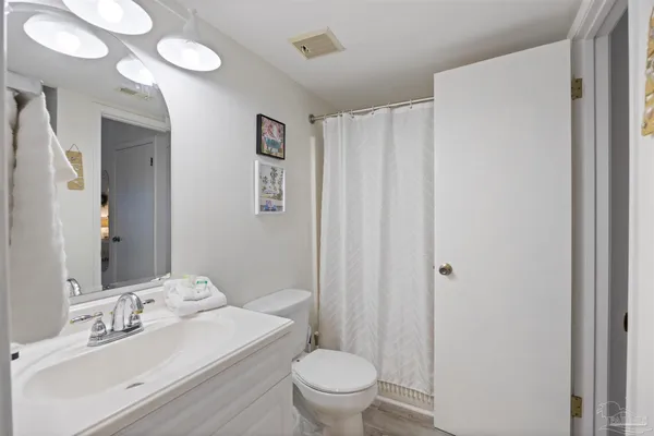 $237,500 | 920 West Lagoon Avenue, Unit A118, Gulf Shores, AL 36542