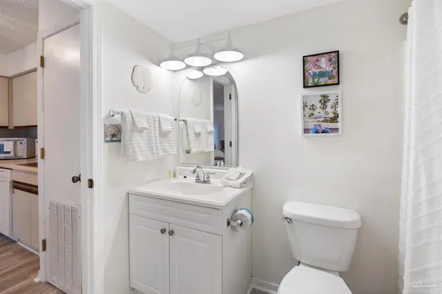 $237,500 | 920 West Lagoon Avenue, Unit A118, Gulf Shores, AL 36542