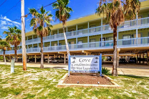 $237,500 | 920 West Lagoon Avenue, Unit A118, Gulf Shores, AL 36542