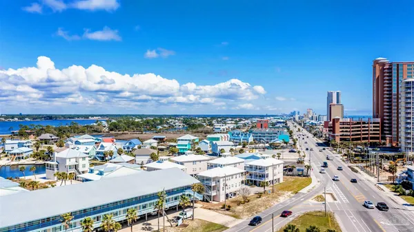 $237,500 | 920 West Lagoon Avenue, Unit A118, Gulf Shores, AL 36542