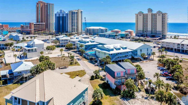 $237,500 | 920 West Lagoon Avenue, Unit A118, Gulf Shores, AL 36542