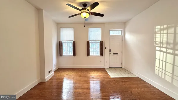 $3,800 | 605 2nd Street Northeast, Washington, DC 20002
