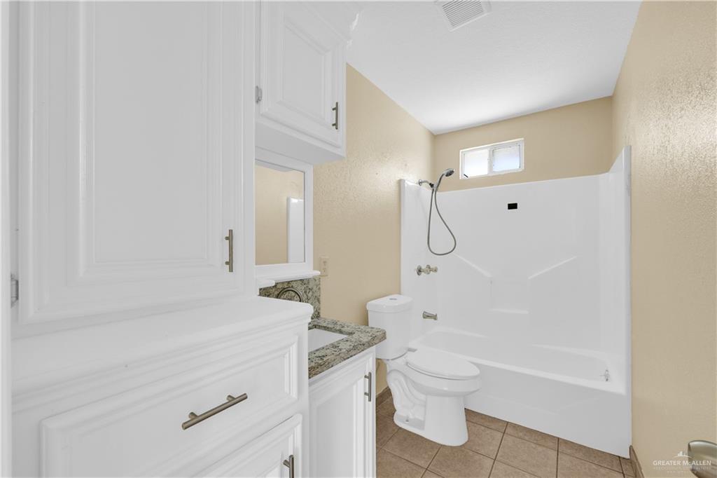 310 Adams Avenue Alton, TX 78573 - Photo 11 of 22