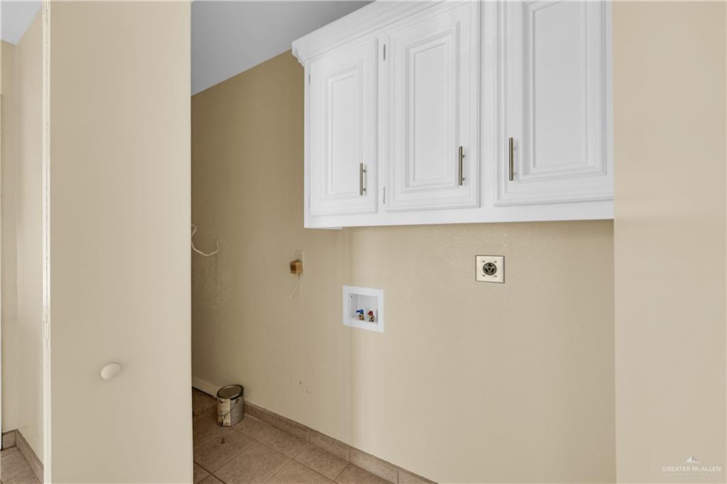 310 Adams Avenue Alton, TX 78573 - Photo 10 of 22