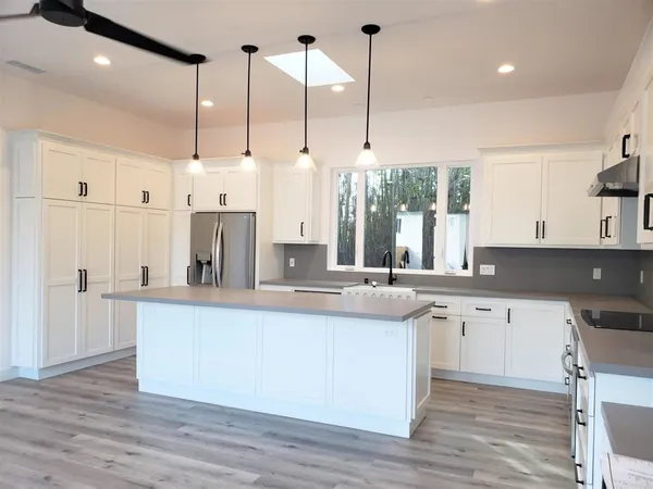 $5,200 | 804-814 Clark Avenue, Encinitas, CA 92024