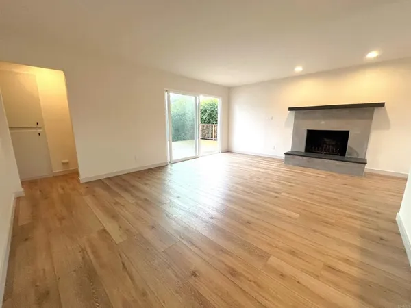 $5,600 | 804-814 Clark Avenue, Encinitas, CA 92024