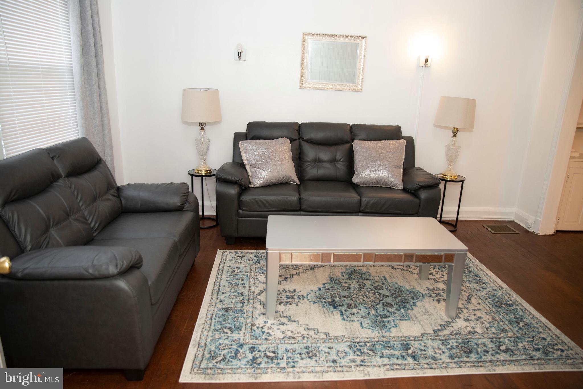1543 Northwick Road Baltimore, MD 21218 - Photo 2 of 55 Living Room