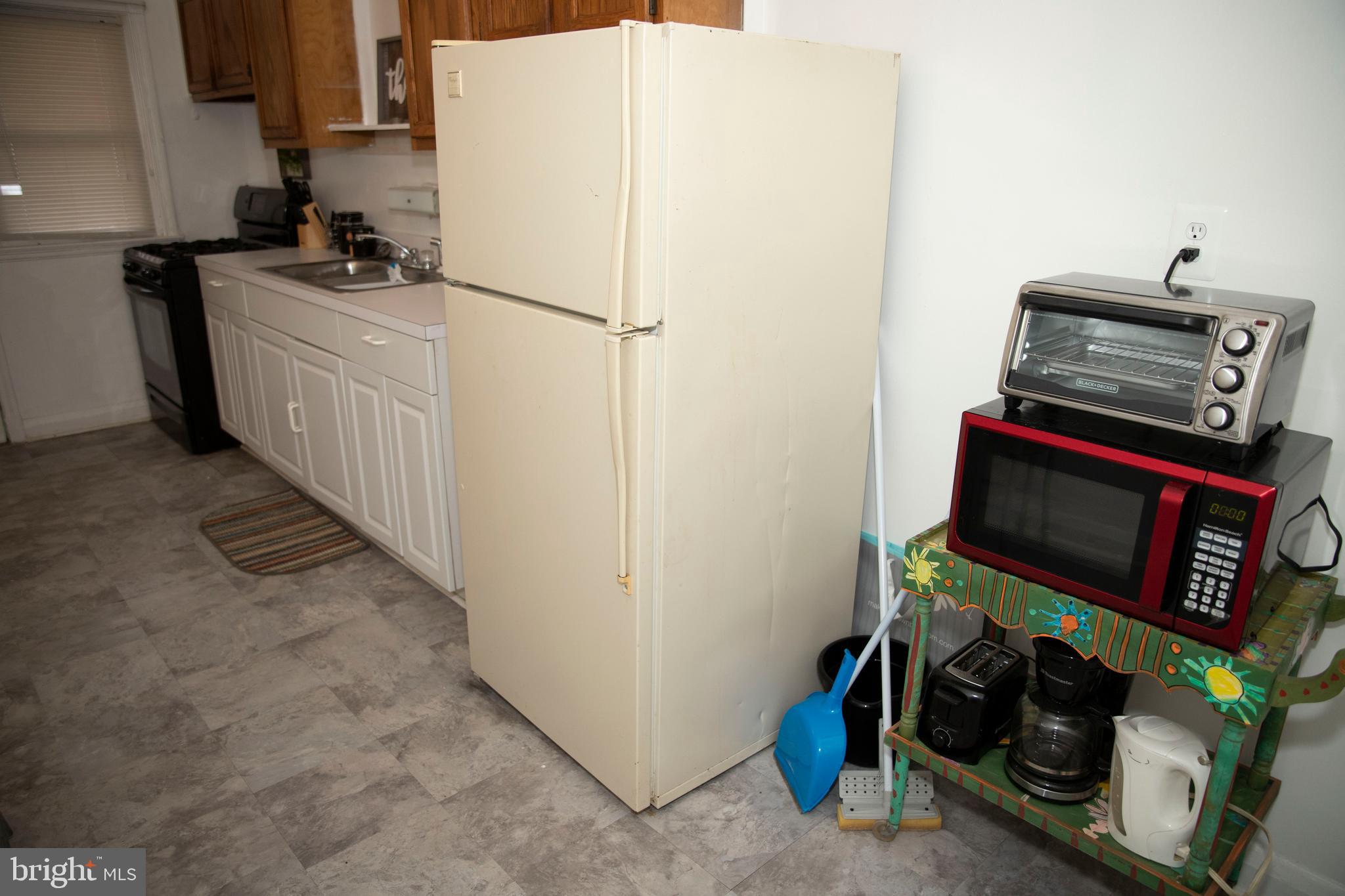 1543 Northwick Road Baltimore, MD 21218 - Photo 17 of 55 Kitchen