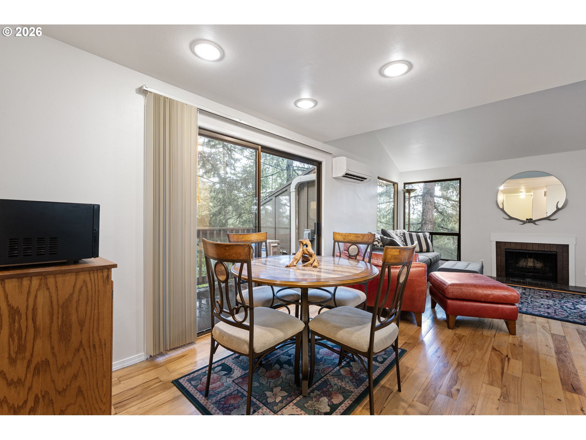 149 Treehill Loop Eugene, OR 97405 - Photo 16 of 40