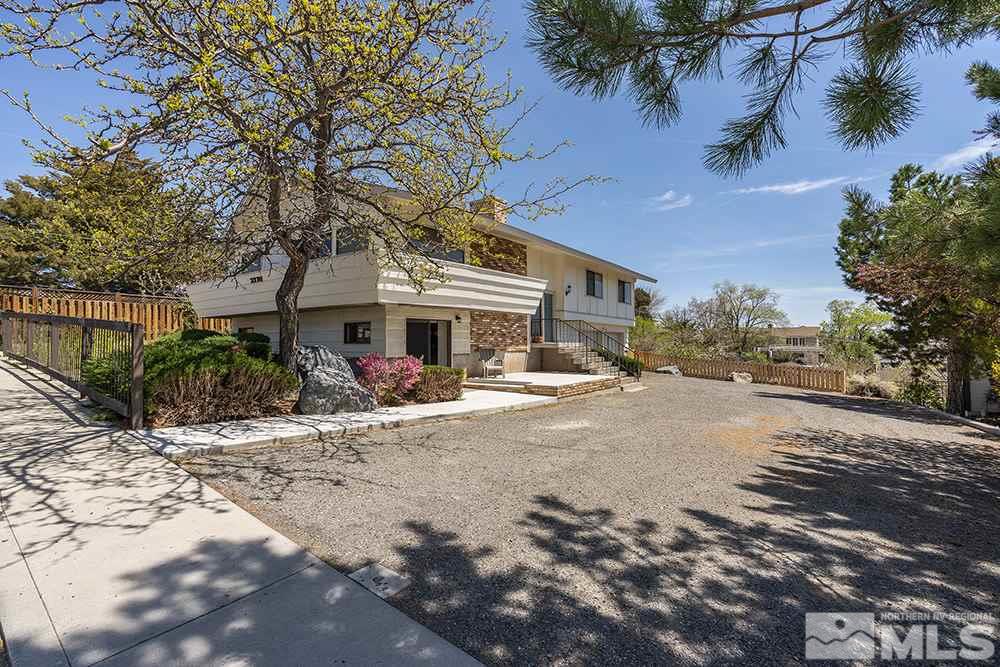 3370 Lookout Place Reno, NV 89503 - Photo 5 of 22 Photo 5