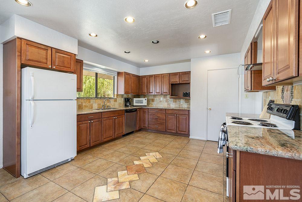 3370 Lookout Place Reno, NV 89503 - Photo 8 of 22 Photo 8