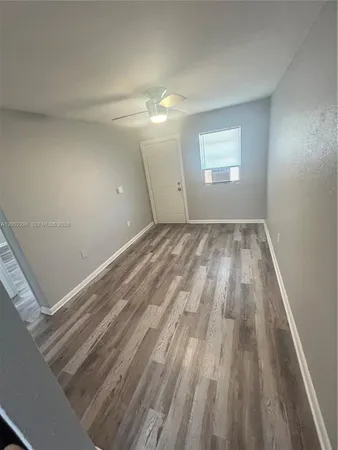 $1,850 | 161 Northwest 15th Street, Unit 3, Miami, FL 33136