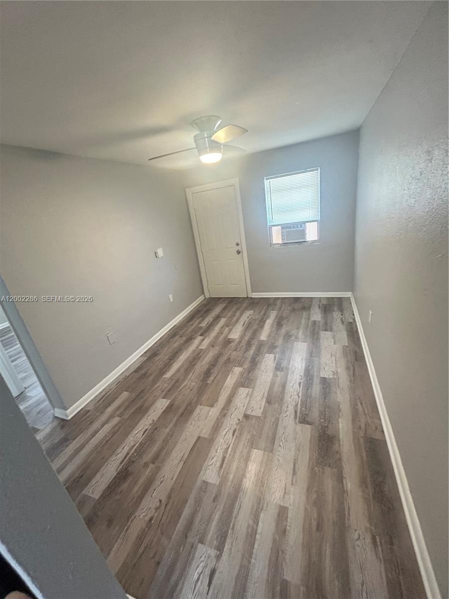 161 Northwest 15th Street, Unit 3 Miami, FL 33136 - Photo 14 of 15