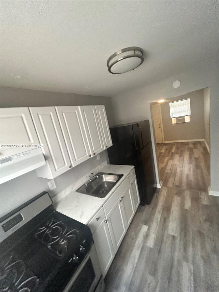 161 Northwest 15th Street, Unit 3 Miami, FL 33136 - Photo 2 of 15