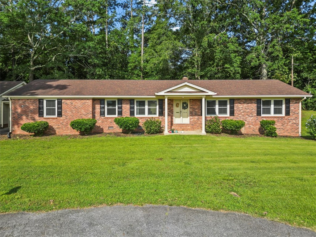 104 Mc Gee Court Anderson, SC 29621 - Photo 2 of 36