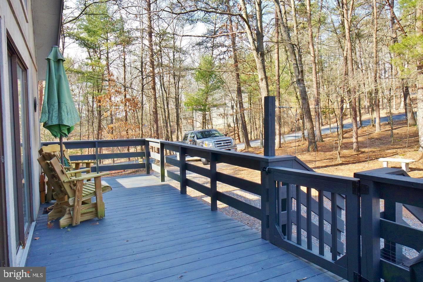 285 Player Road Basye, VA 22810 - Photo 5 of 25 Deck