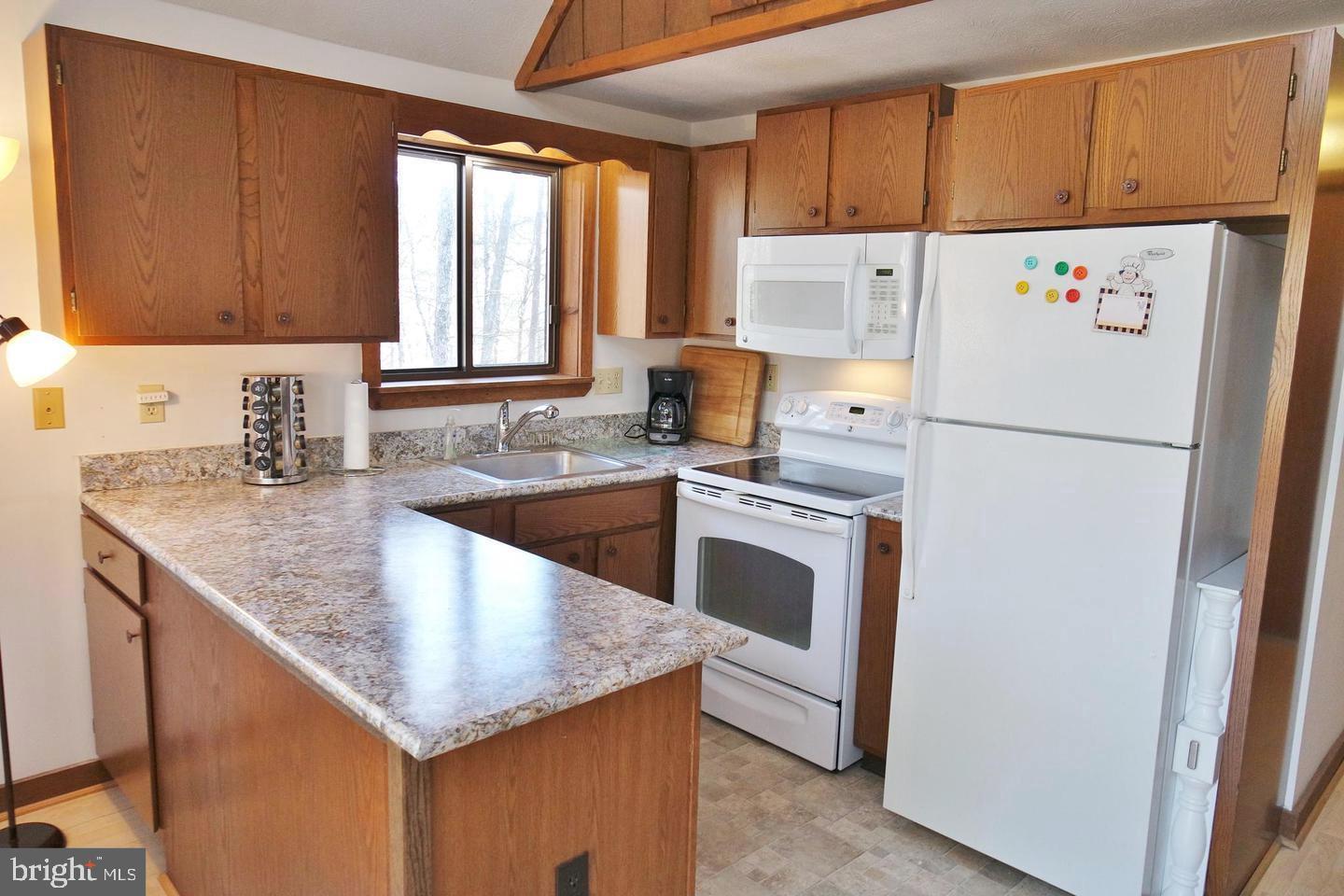 285 Player Road Basye, VA 22810 - Photo 6 of 25 Open Kitchen