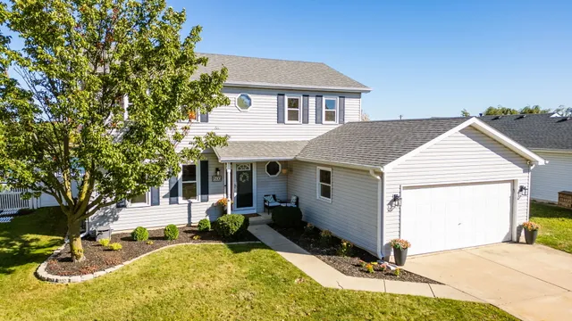 $390,000 | 1500 Howland Drive, Joliet, IL 60431