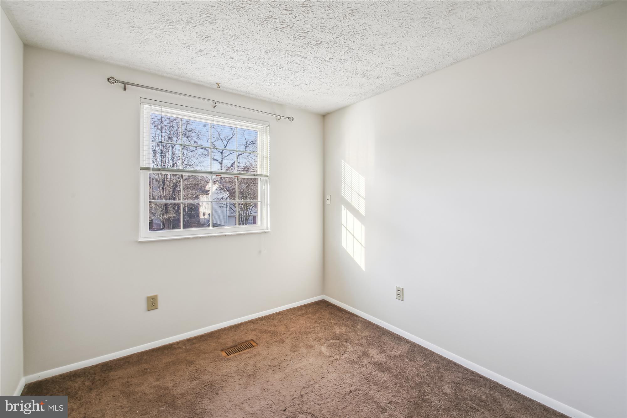 1474 Gesna Drive Hanover, MD 21076 - Photo 28 of 39 an empty room with a window