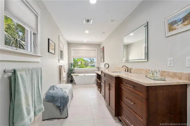 $6,975,000 | 6460 Southeast Harbor Circle, Stuart, FL 34996