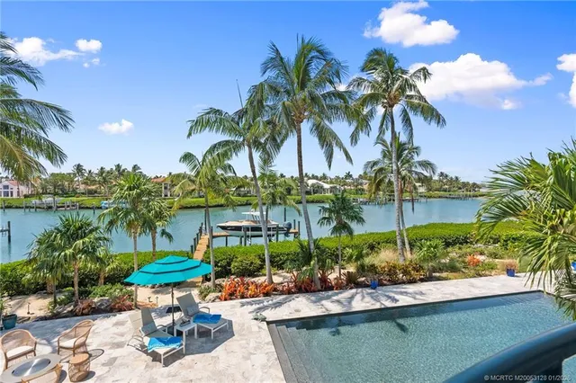 $6,975,000 | 6460 Southeast Harbor Circle, Stuart, FL 34996