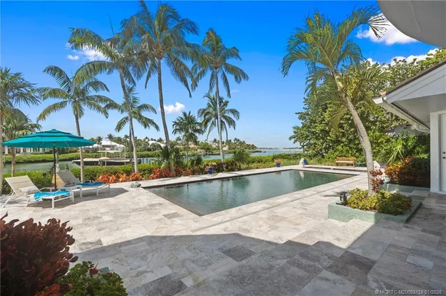 $6,975,000 | 6460 Southeast Harbor Circle, Stuart, FL 34996