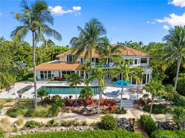 $6,975,000 | 6460 Southeast Harbor Circle, Stuart, FL 34996