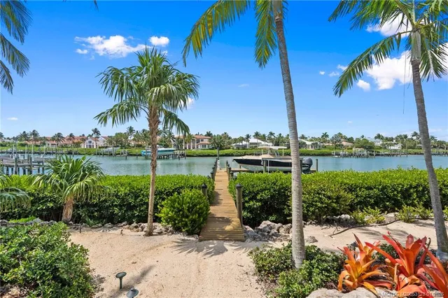 $6,975,000 | 6460 Southeast Harbor Circle, Stuart, FL 34996
