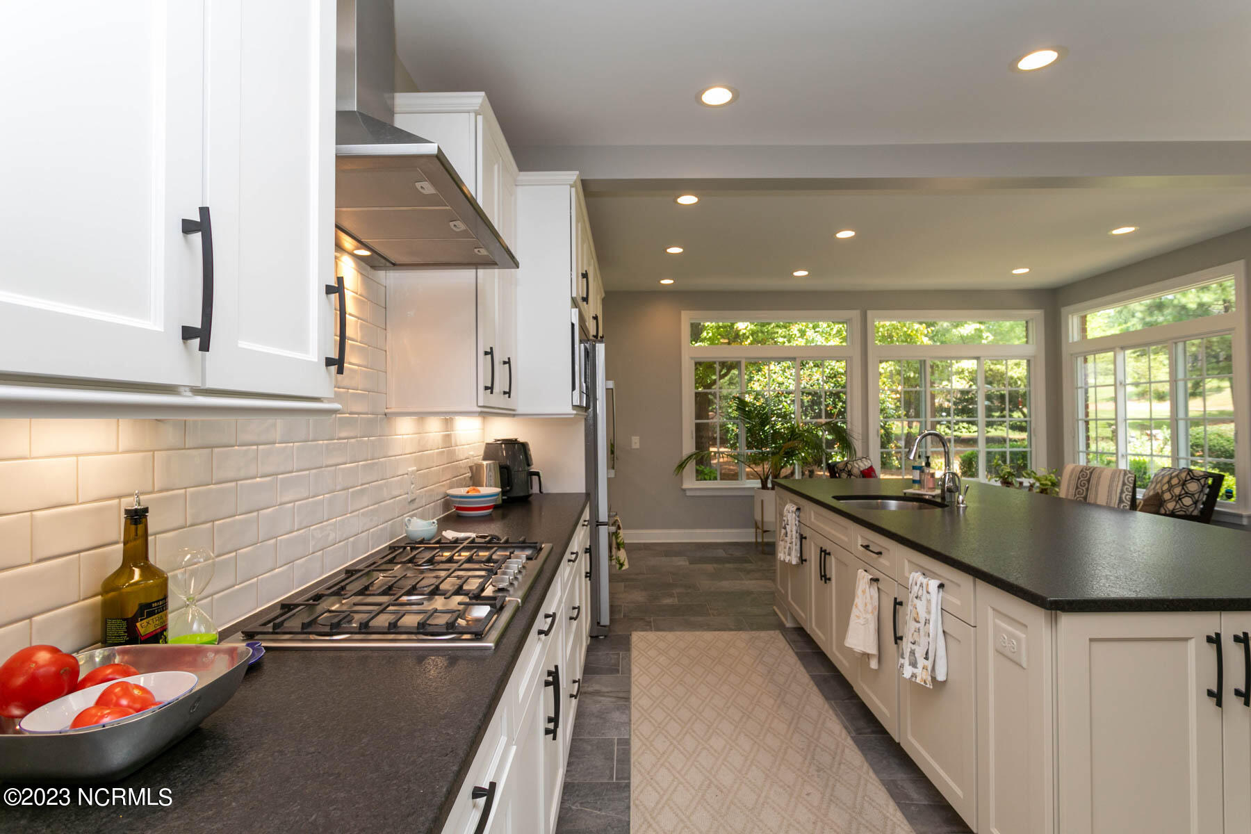 125 Hearthstone Road Pinehurst, NC 28374 - Photo 10 of 43 kitchen3
