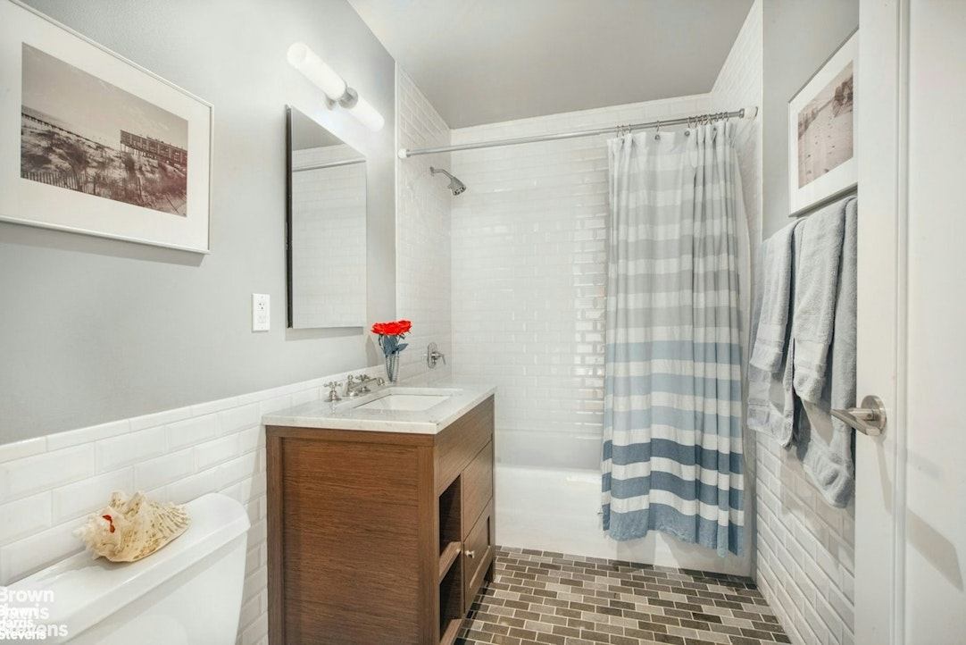 230 West 78th Street, Unit 2A Manhattan, NY 10024 - Photo 9 of 15