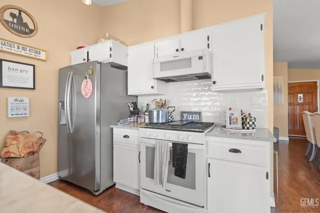 $950,000 | Undisclosed Address, Santa Clarita, CA 91350