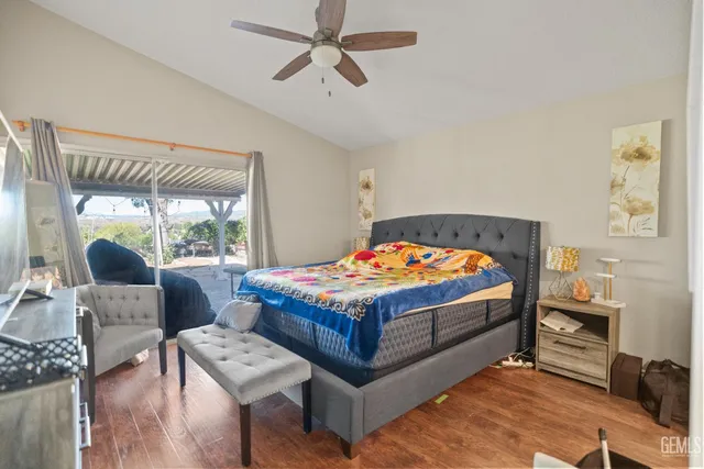 $950,000 | Undisclosed Address, Santa Clarita, CA 91350