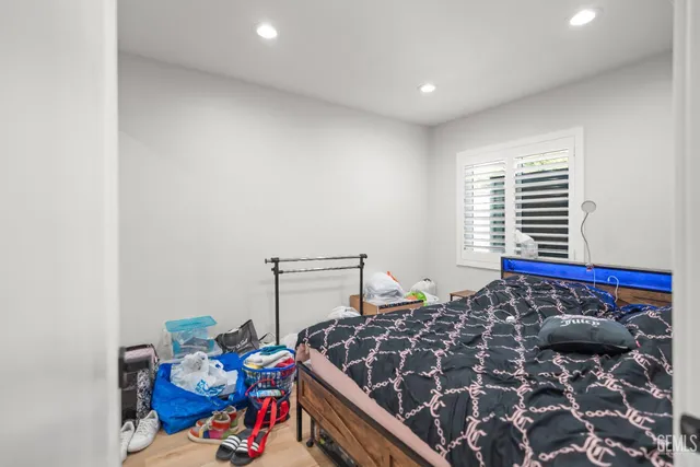 $950,000 | Undisclosed Address, Santa Clarita, CA 91350