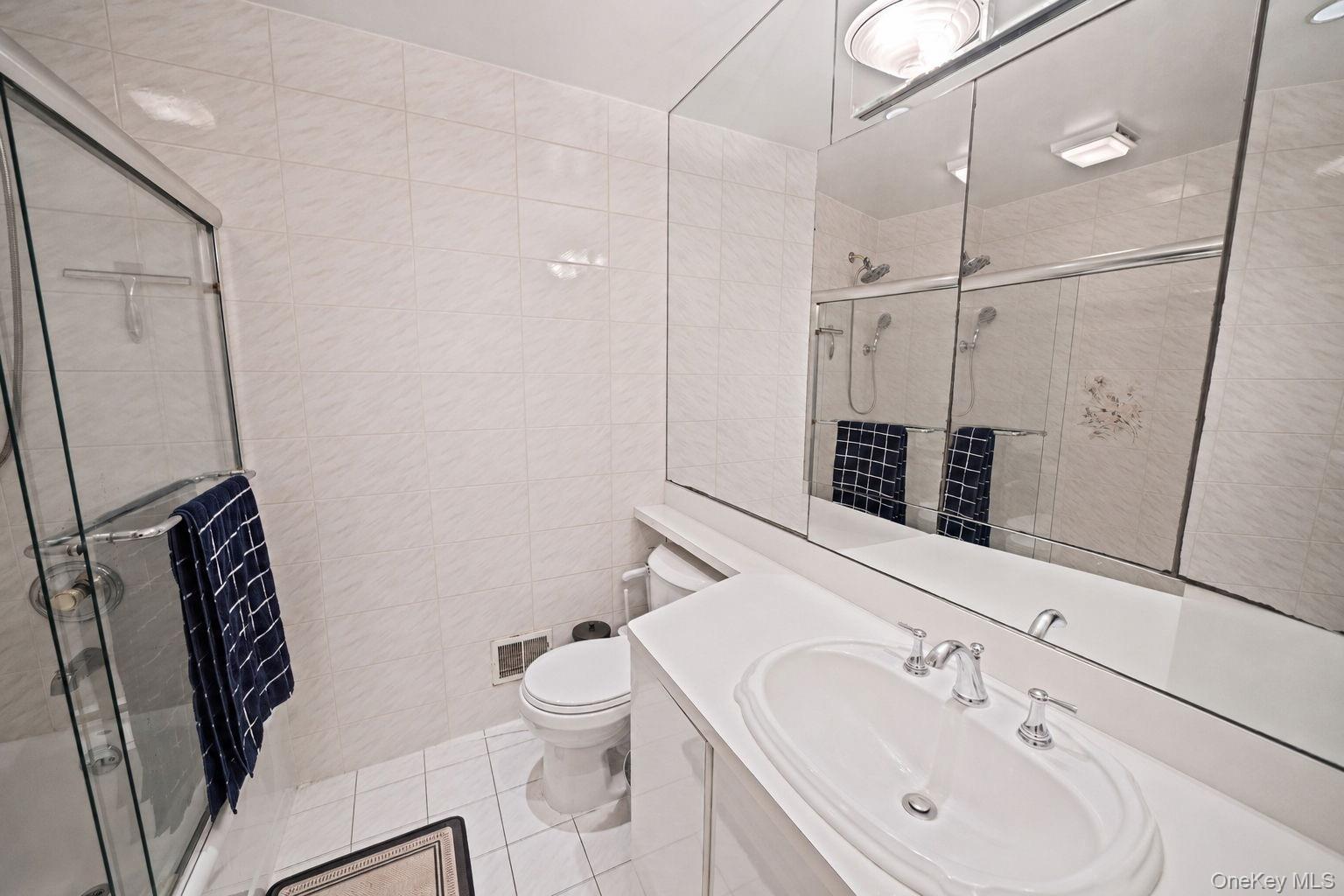 156 Wicks Road Commack, NY 11725 - Photo 13 of 35