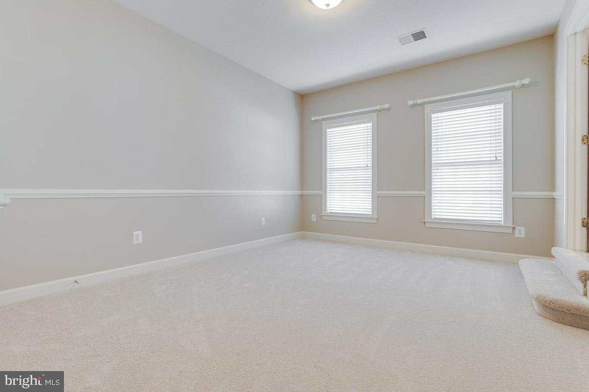 41777 Purpose Way Aldie, VA 20105 - Photo 32 of 44