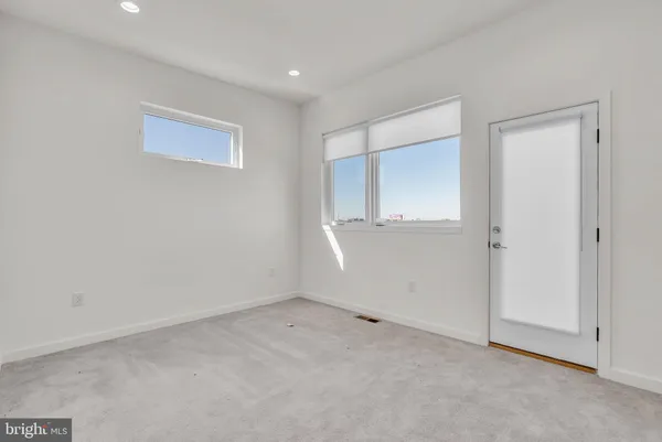 $3,500 | 3000 Schirra Lane, Philadelphia, PA 19125