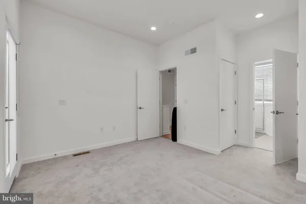 $3,500 | 3000 Schirra Lane, Philadelphia, PA 19125