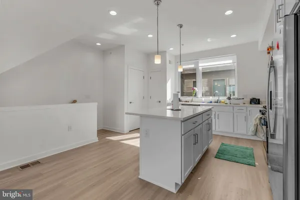 $3,500 | 3000 Schirra Lane, Philadelphia, PA 19125