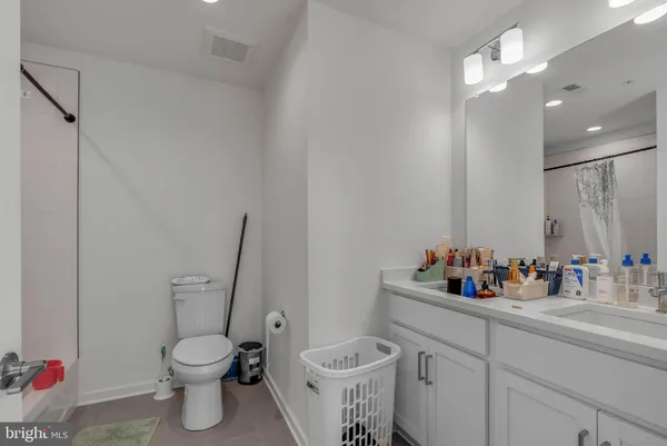 $3,500 | 3000 Schirra Lane, Philadelphia, PA 19125