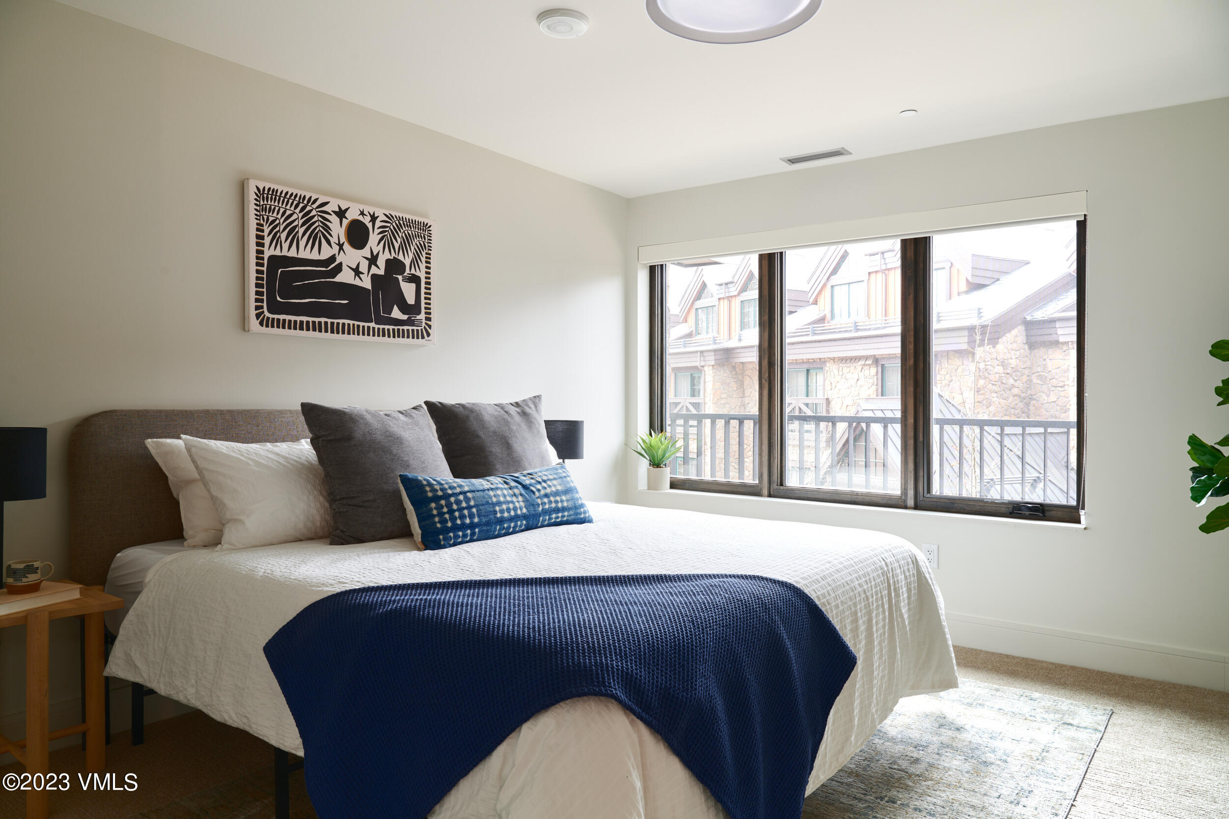 430 South Frontage Road East, Unit RUN Vail, CO 81657 - Photo 17 of 28 FFCO-Altus Local-ResidenceG-IanWarren-We