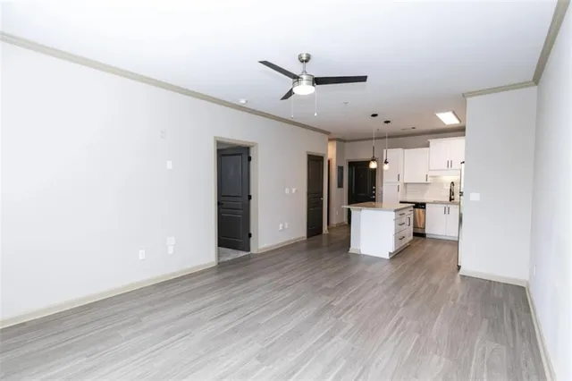 $1,912 | 1000 Ashwood Parkway, Unit 1239, Dunwoody, GA 30338