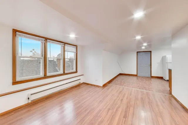 $1,750 | 5150 West Carmen Avenue, Unit 2, Chicago, IL 60630