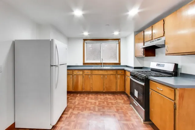 $1,750 | 5150 West Carmen Avenue, Unit 2, Chicago, IL 60630