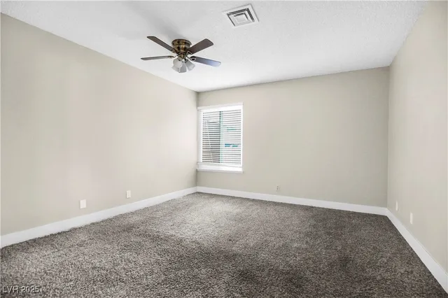 $2,400 | 3991 Redwood Street, Las Vegas, NV 89103